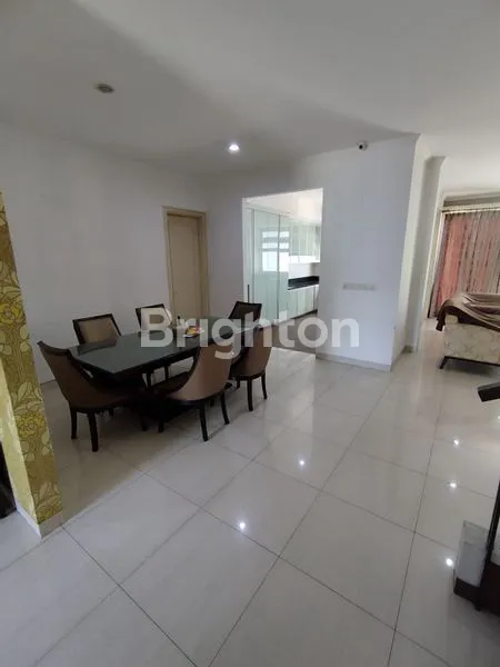 image RUMAH MEWAH SIAP HUNI LT 300 DI ALAM SUTERA (2)