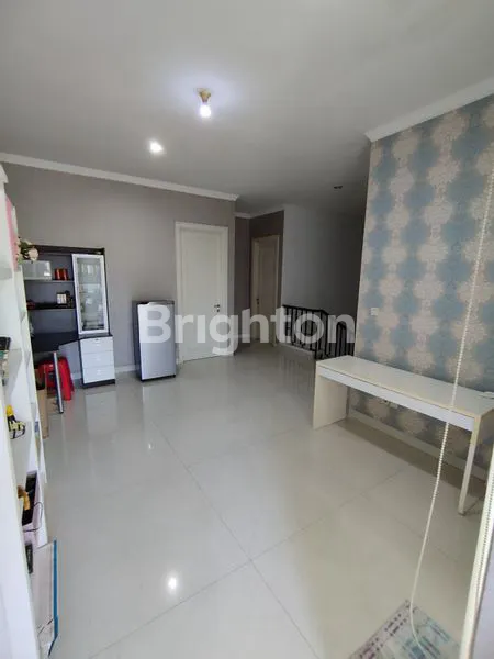 image RUMAH MEWAH SIAP HUNI LT 300 DI ALAM SUTERA (4)
