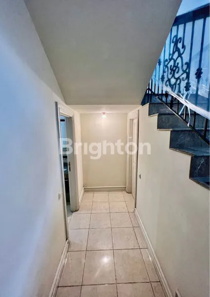 image RUMAH MEWAH STRATEGIS SIAP HUNI DI KOTA MALANG (8)