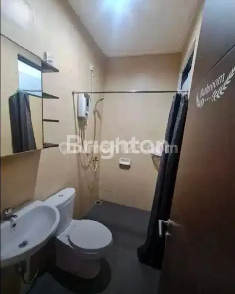 image RUMAH MODERN DI GRAHA RAYA, SIAP HUNI (5)