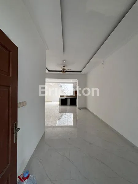 image KELAPA LILIN SEKTOR 7A/B, GADING SERPONG (1)