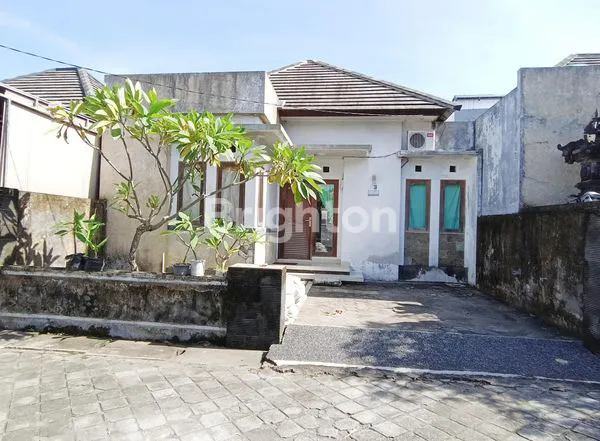 image RUMAH DIJUAL – SUPER LUAS & SIAP HUNI\\TAMAN MAHAYU – SEMPIDI, BADUNG\\LOKASI STRATEGIS, LINGKUNGAN NYAMAN & BERKEMBANG PESAT! (1)