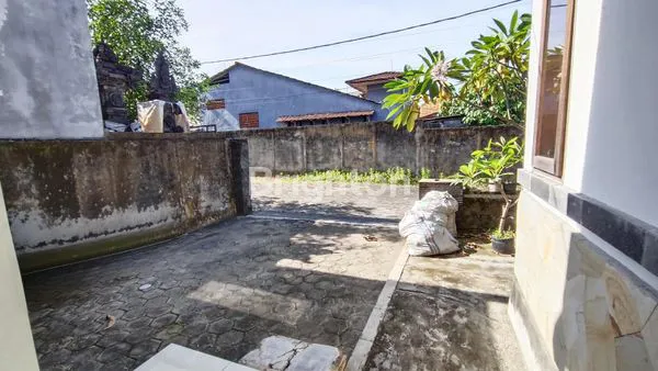 image RUMAH DIJUAL – SUPER LUAS & SIAP HUNI\\TAMAN MAHAYU – SEMPIDI, BADUNG\\LOKASI STRATEGIS, LINGKUNGAN NYAMAN & BERKEMBANG PESAT! (3)