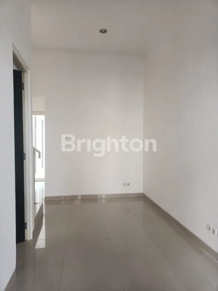 image RUMAH DIJUAL SIMPANG DARMO REGENCY SURABAYA BARAT DEKAT HR MUHAMMAD (5)