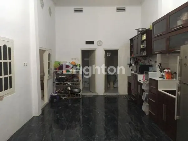 image DIJUAL CEPAT RUMAH HUNIAN EKSKLUSIV  2 LANTAI TENGAH KOTA KEDIRI (5)