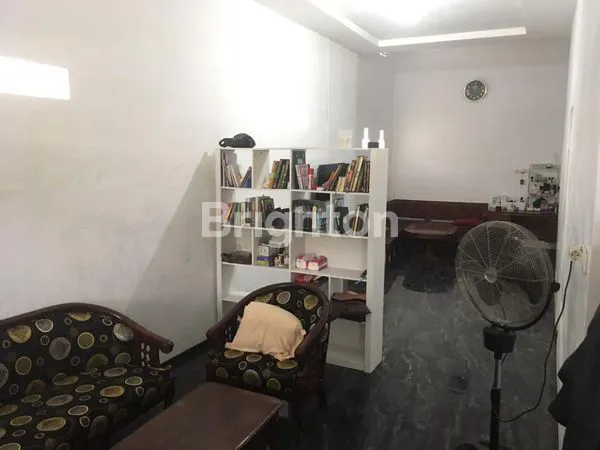 image DIJUAL CEPAT RUMAH HUNIAN EKSKLUSIV  2 LANTAI TENGAH KOTA KEDIRI (2)