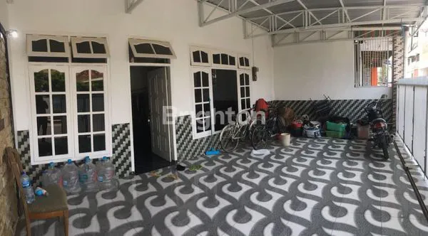 image DIJUAL CEPAT RUMAH HUNIAN EKSKLUSIV  2 LANTAI TENGAH KOTA KEDIRI (1)