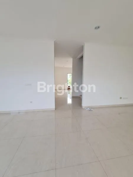image RUMAH MEWAH DI GOLF ISLAND PIK JAKARTA UTARA (7)