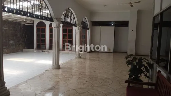 image RUKO STRATEGIS DI JLN DR CIPTO, LT 1000M² (5)