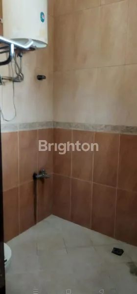 image RUMAH ELITE STRATEGIS 2 LT BEBAS BANJIR,LINGK ELITE DI GATOT SUBROTO BARAT DENPASAR BALI (7)