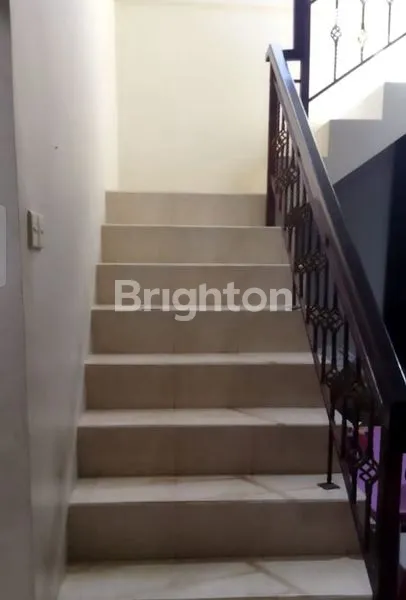 image RUMAH ELITE STRATEGIS 2 LT BEBAS BANJIR,LINGK ELITE DI GATOT SUBROTO BARAT DENPASAR BALI (4)