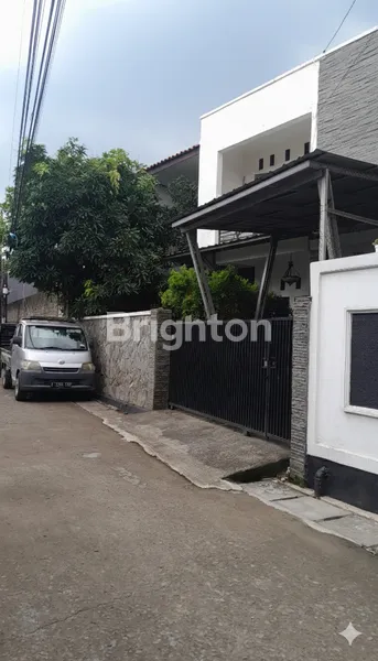 image DI JUAL RUMAH BAGUS FULL FURNISHED (1)