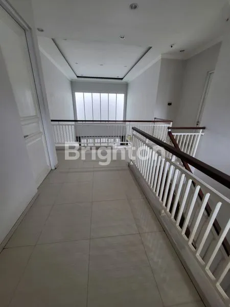 image 2LT GARASI 3 MINIMALIS. MANYAR KERTOARJO,MANYAR KERTOADI,DHARMAHUSADA PERMAI,WISMA PERMAI BARAT,SUTOREJO PRIMA,MULYOSARI,WISMA MUKTI,KLAMPIS ANOM,PURI GALAXY BUMI PERMAI ARAYA,KERTAJAYA INDAH REGENCY 21,GRAND KENJERAN,BABATAN PANTAI,LONG BEACH,SAN ANTONIO (7)