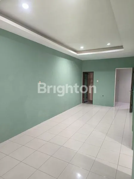 image RUMAH SIAP HUNI DI DI GUNUNGANYAR DEKAT UPN PELAYARAN MERR TOL DAN BANDARA JUANDA SURABAYA  (4)