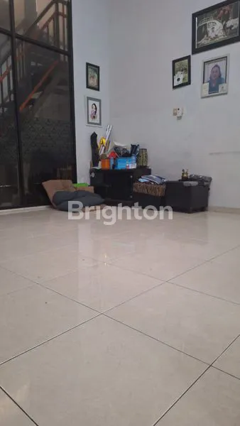 image RUMAH BUNGA2 AN LOWOKWARU MALANG (2)