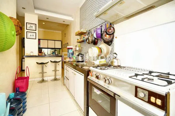 image RUMAH SEMI FURNISH RISNA RESIDENCE BINTARO JAYA TANGERANG SELATAN (6)