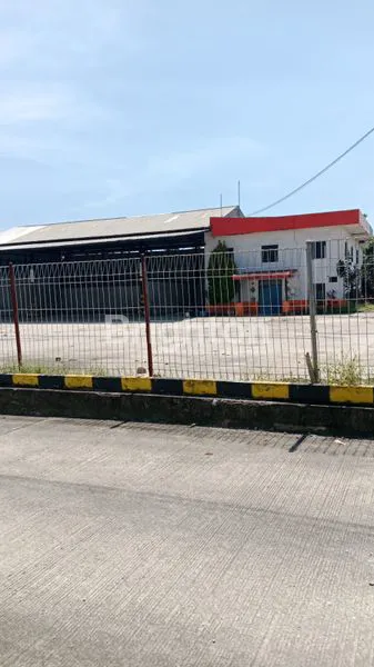 image WORKSHOP, OFFICE & OPEN YARD DI AREA MANGGAR BALIKPAPAN (1)