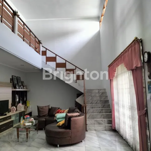 image RUMAH MEWAH AREA STRATEGIS DEKAT TOL PASTEUR (3)