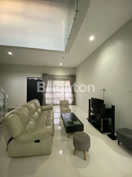 image SIAP DIPINANG! RUMAH MEGAH 5 KT HARGA RAMAH HANYA 1,3 M DI BUMI ADIPURA GEDEBAGE BANDUNG (3)