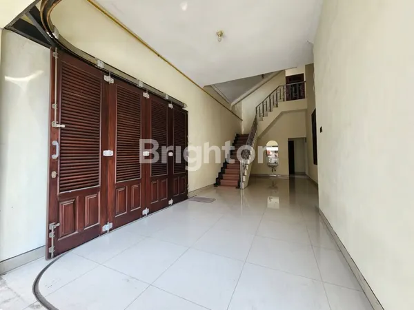 image RUMAH SIAP HUNI 2 LANTAI DI SURABAYA (5)