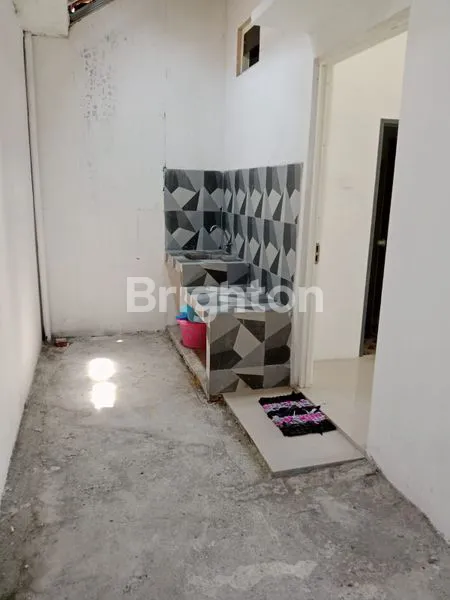 image RUMAH 1 LANTAI DALAM PERUMAHAN DI KENDAL (6)