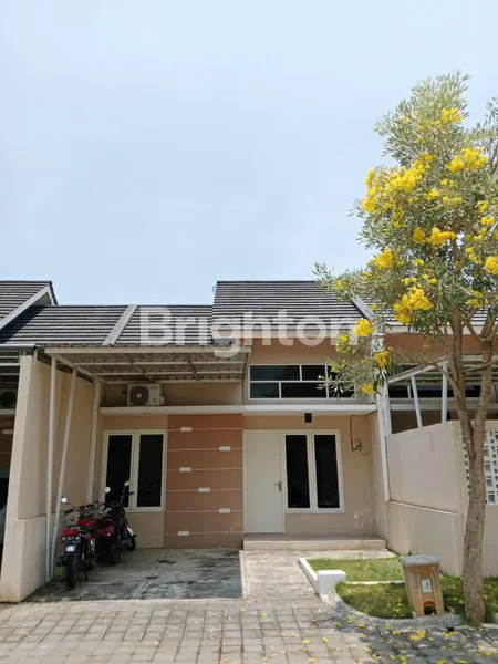 RUMAH 1 LANTAI DALAM PERUMAHAN DI KENDAL