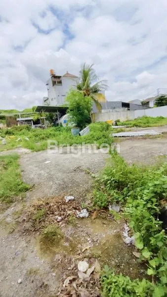 image TANAH COCOK BUAT USAHA, LUAS 1500 M2 SHM DALAM KOMPLEK PERUMAHAN TAMAN MERUYA ILIR MERUYA UTARA KEC. KEMBANGAN JAKARTA BARAT SANGAT COCOK UNTUK MINI CLUSTER GUDANG USAHA LAINNYA HARGA MSH BISA NEGO (3)