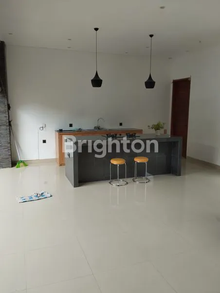 image VILLA EKSKLUSIF LT 240M² DENGAN KOLAM RENANG (6)