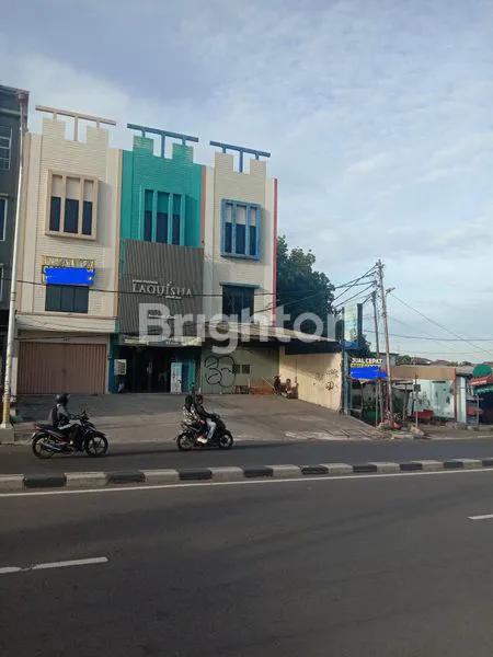 RUKO 3 3/4 LANTAI POS PENGUMBEN JOGLO DEKAT PERMATA HIJAU DAN KEBAYORAN LAMA LETAK STRATEGIS SEKALI