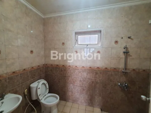 image RUMAH SIAP HUNI CLUSTER MONACO GADING SERPONG (8)