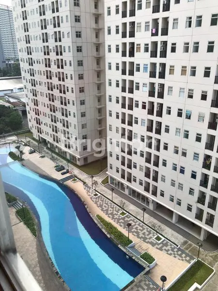 image HUNIAN STRATEGIS TANGERANG, 2KT VIEW KOLAM RENANG (1)