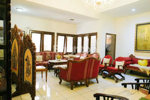 image RUMAH USAHA DAN PAVILIUN CAFE AREA BENGAWAN CIHAPIT TAMAN CIBEUNYING BANDUNG (5)