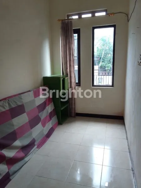 image RUMAH SEWA MURAH DEKAT UNIVERSITAS BRAWIJAYA MALANG (4)