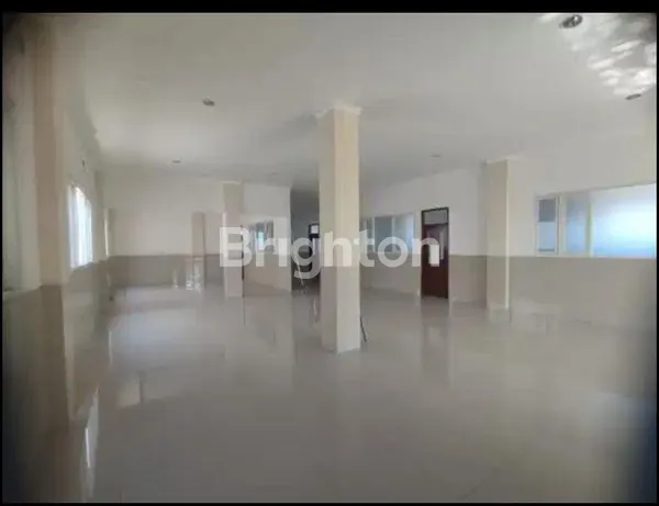 image DISEWAKAN RUMAH USAHA 3 LANTAI NOL JALAN RAYA MERR (7)