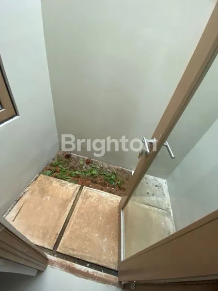 image DISEWAKAN RUMAH SPRINGHILL YUMME LAGOON - TANGERANG (8)