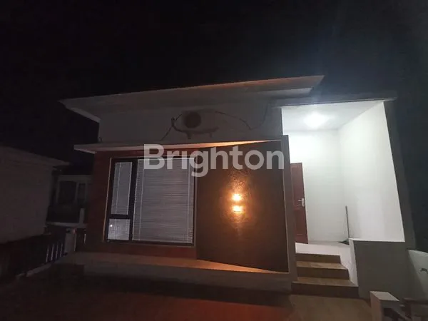 image RUMAH SIAP HUNI 2 LANTAI DI BERBAH (1)