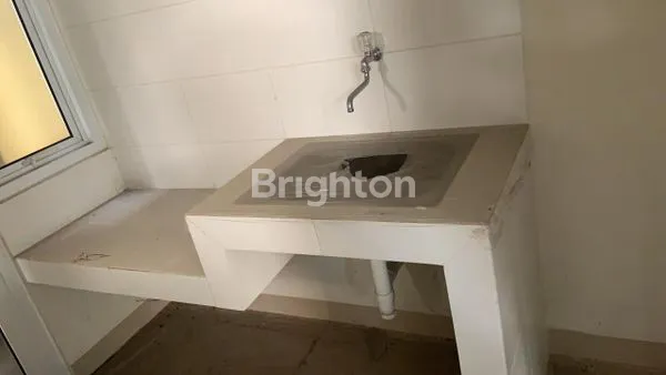 image DIJUAL CEPAT! RUMAH BARU 3 LANTAI DI MONTANA VILLAGE – HARGA TERMURAH DI GADING SERPONG! (5)