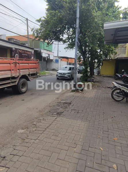 image RUKO 2 LANTAI STRATEGIS DI LAKARSANTRI (2)