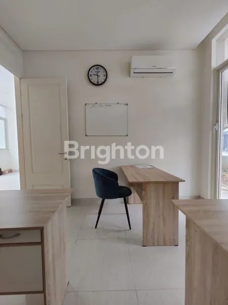 image RUMAH GRAND PAKUWON 2 LANTAI SURABAYA BARAT (3)