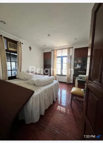 image RUMAH MEWAH LT 241M² SHM PULOMAS (2)