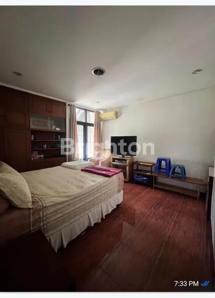 image RUMAH MEWAH LT 241M² SHM PULOMAS (8)