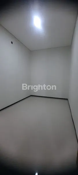 image RUMAH SIAP HUNI,SHM LUAS 158 CANDI PENATARAN ,MANYARAN SEMARANG (6)