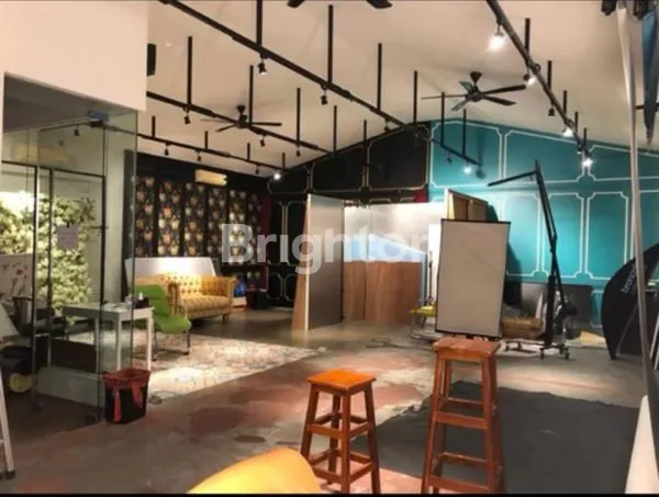 image RUKO PUSAT KOTA STRATEGIS 3 UNIT JADI 1 UNIT BESAR (8)