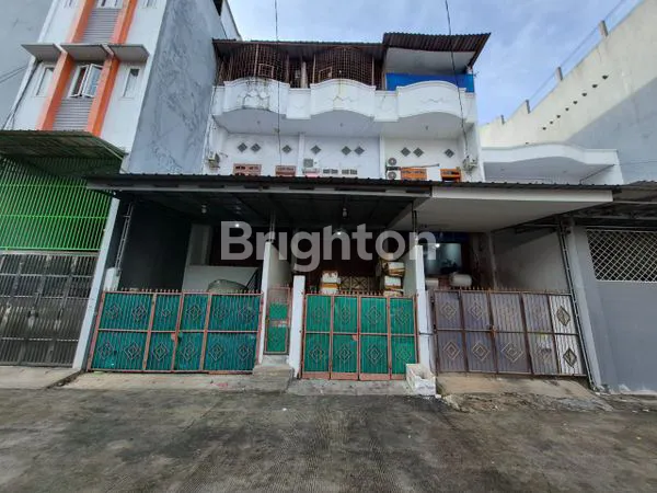 image RUKO GANDENG 3 DI LOKASI EMAS  TELUK GONG JAKARTA  UTARA (2)