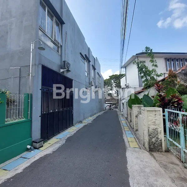 image TINGGAL PAKAI TANPA RENOVASI CAFE / RUMAH MAKAN, SHOW ROOM, KANTOR DISTRIBUSI JL. SUDIRMAN SALATIGA (7)