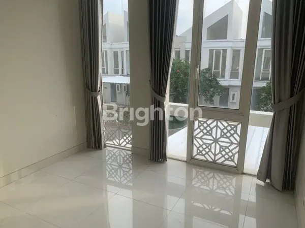 image  RUMAH GRAND PAKUWON DEKAT FOODJUNCTION, DEKAT TANDES, DEKAT MARGOMULYO (3)