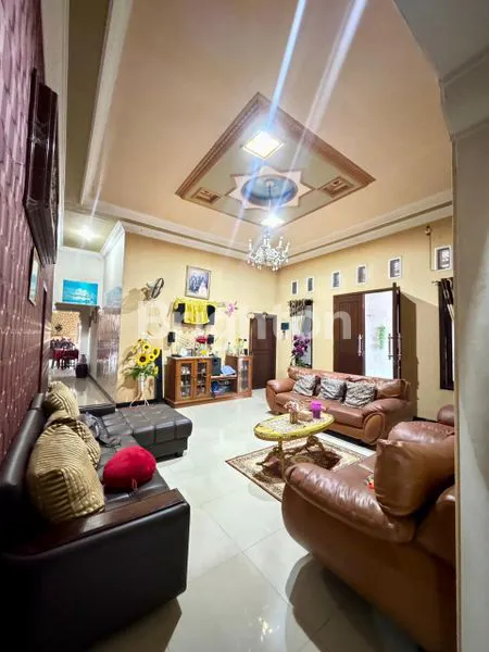 image RUMAH MEWAH DI BOJONEGORO LT 853M² SHM SIAP HUNI (2)