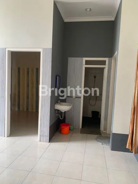 image RUMAH SIAP HUNI HARGA NEGO DI SURABAYA (3)