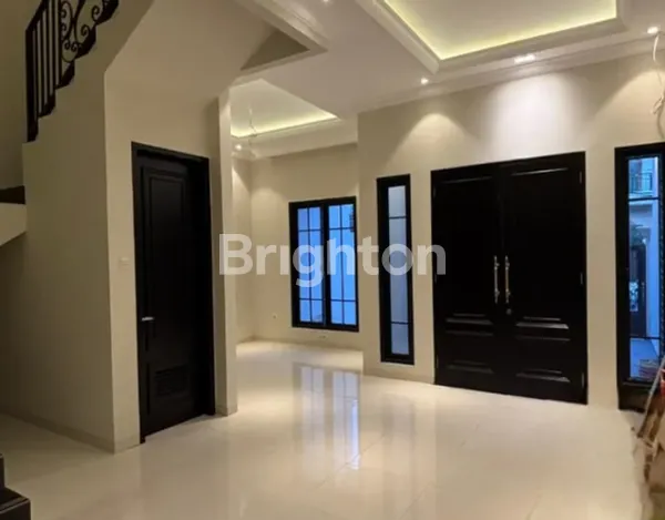 image RUMAH BARU MEWAH AKSES 3 MOBIL STRATEGIS DEKAT AREA KULINER EKONOMIS (4)