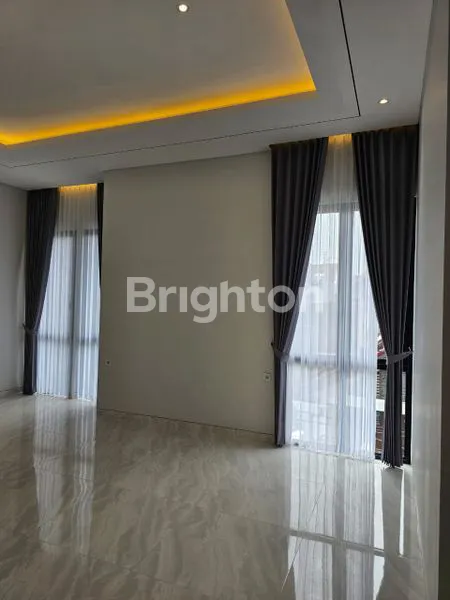 image RUMAH MODERN MANYAR DEKAT WISMA MUKTI KERTAJAYA KERTOADI KERTOARJO MANYAR TOMPOTIKA KLAMPIS DHARMAHUSADA RSUD DR SUTOMO UNAIR GALAXY MALL (7)